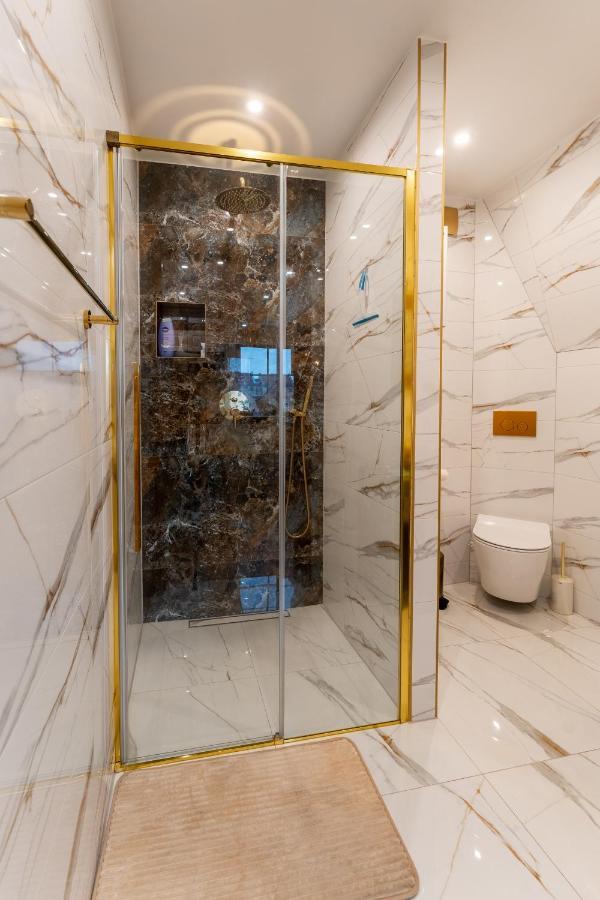 Apartament Zloty Jelonek - 4 Osobowy Na Placu Ratuszowym - Space Apart Jelenia Góra Zewnętrze zdjęcie