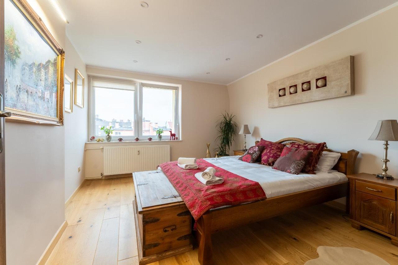 Apartament Zloty Jelonek - 4 Osobowy Na Placu Ratuszowym - Space Apart Jelenia Góra Zewnętrze zdjęcie